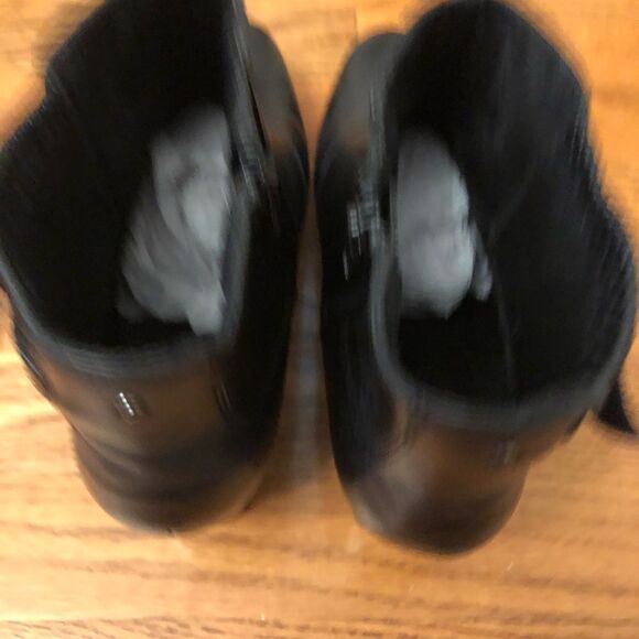 Clarks women’s black Chelsea Leather boots size 10 - Picture 3 of 7